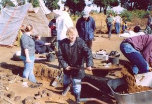 Foto: Teilnahme an einer Grabung in Mühlen-Eichsen